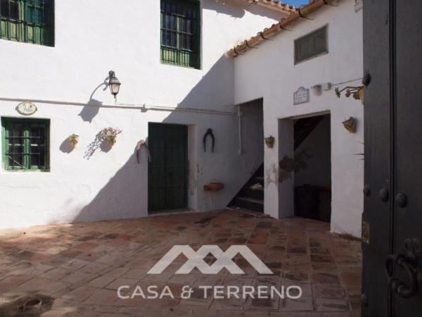 Terreno en Almayate Bajo