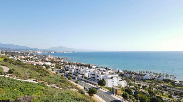 Terreno en Urbanizacion Camarate Golf, 51