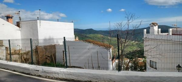 Terreno en Barrio Olías