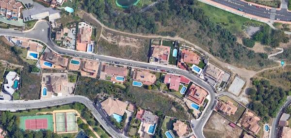 Terreno en avenida del Cantábrico, 42