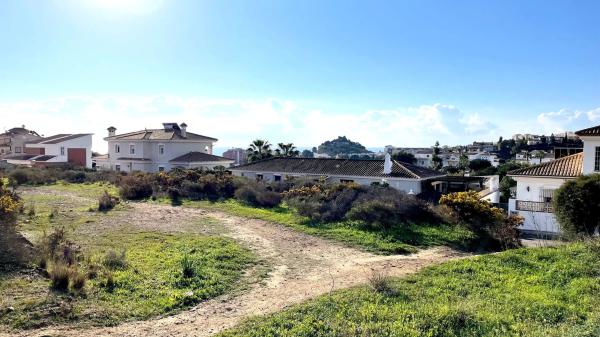 Terreno en avenida del Cantábrico, 42