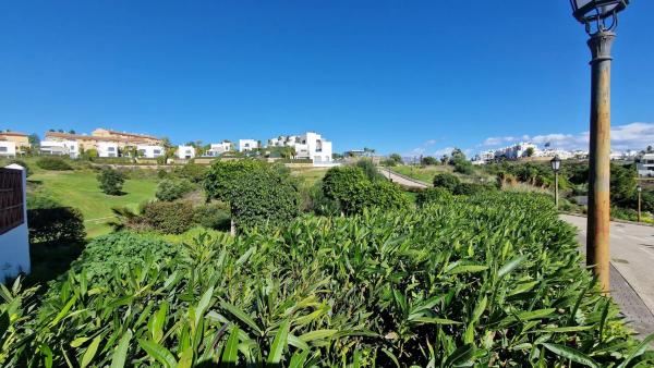 Terreno en avenida de la Resina