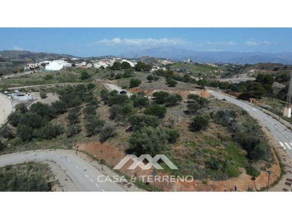 Terreno en Almayate Bajo