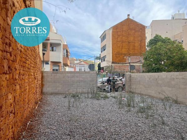 Terreno en calle Alonso de Fonseca