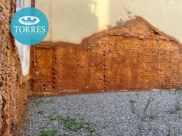 Terreno en calle Alonso de Fonseca