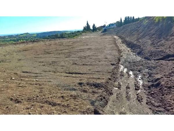 Terreno en Diseminado Pedregales