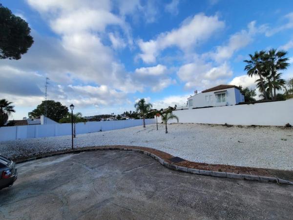 Terreno en Urbanizacion n Andalucia 8h