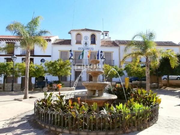 Terreno en calle Miguel de Cervantes