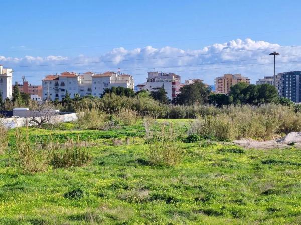 Terreno en avenida de Don Quijote