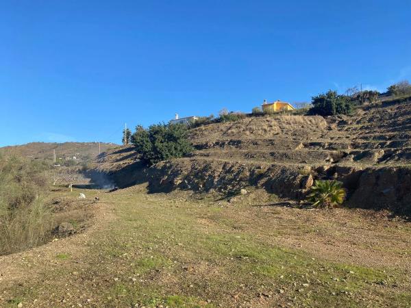 Terreno en Benajarafe