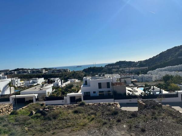 Terreno en calle Consul Porfirio Smerdou