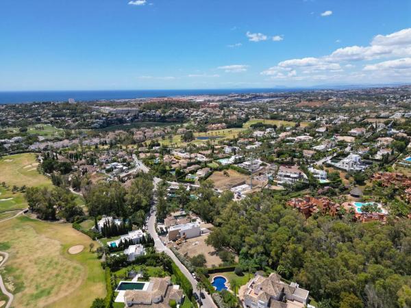 Terreno en Barrio Los Naranjos