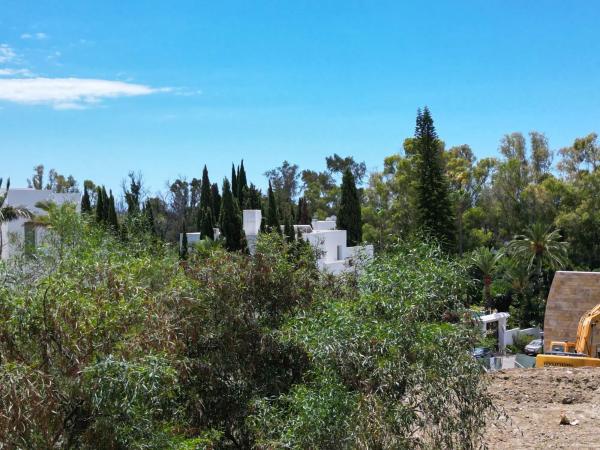 Terreno en Barrio Los Naranjos