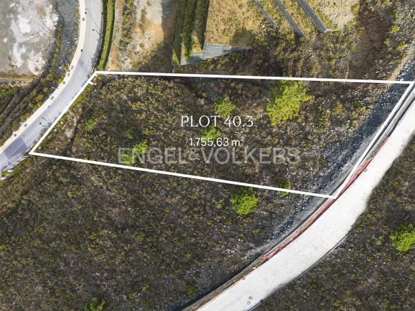 Terreno en carril Castaño Santo