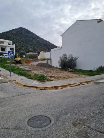 Terreno en calle Hércules, 206