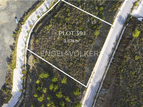 Terreno en carril Castaño Santo