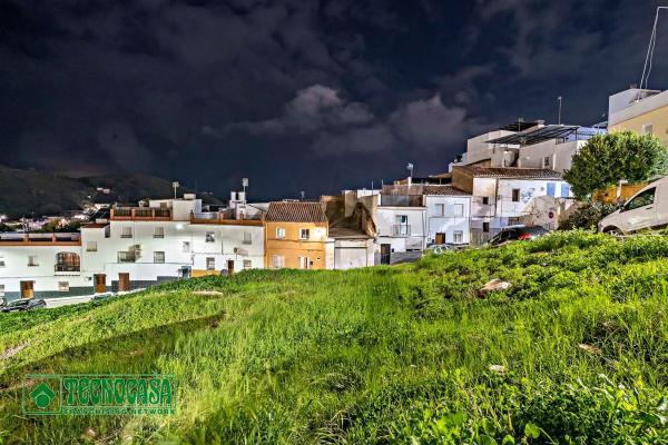 Terreno en calle Mendoza