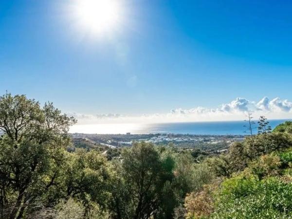 Terreno en Barrio Bahía de Marbella