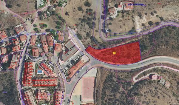 Terreno en calle Manuel López Fernández