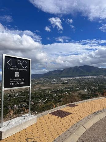 Terreno en calle Avestruz