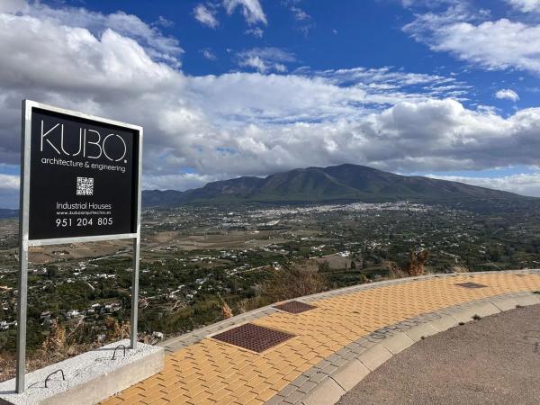Terreno en calle Avestruz
