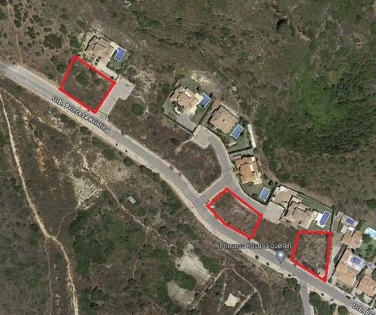 Terreno en Urbanización Princesa Kristina, 17