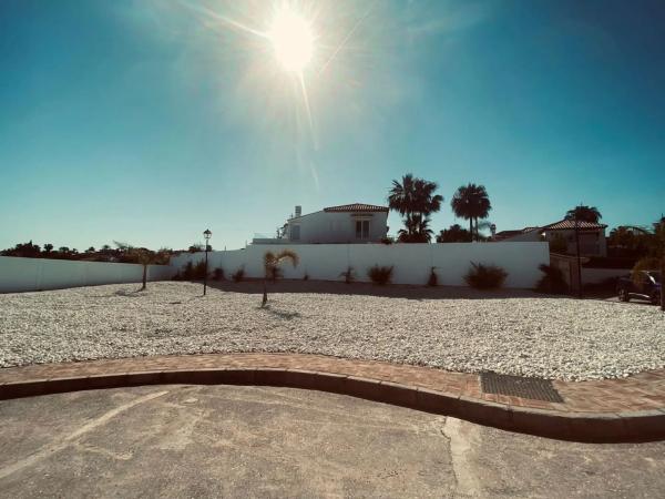 Terreno en Barrio Los Naranjos