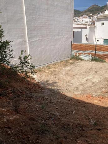 Terreno en calle Calvario, 43