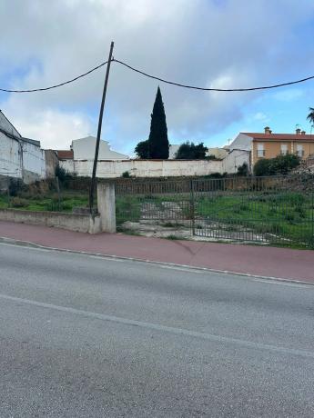 Terreno en Urbanizacion Miravalle