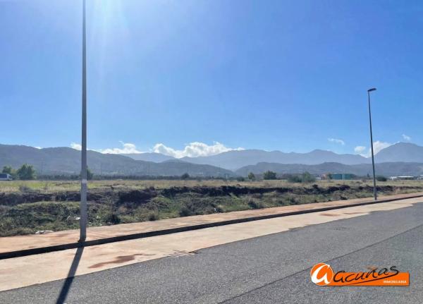 Terreno en calle Castilla y Leon, 2