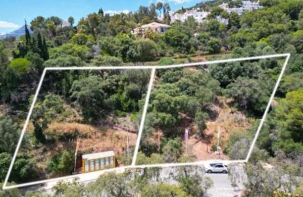 Terreno en calle del Faisán