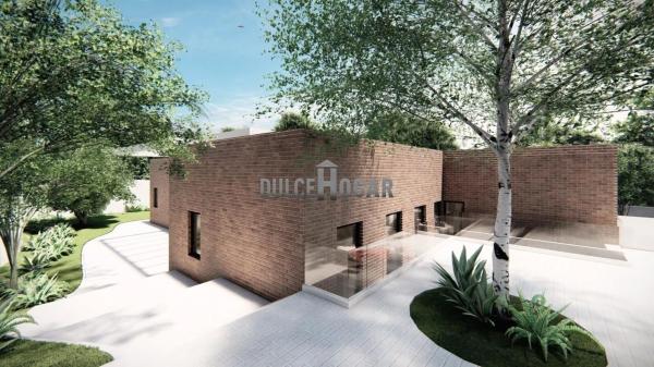 Terreno en calle de Stradivarius