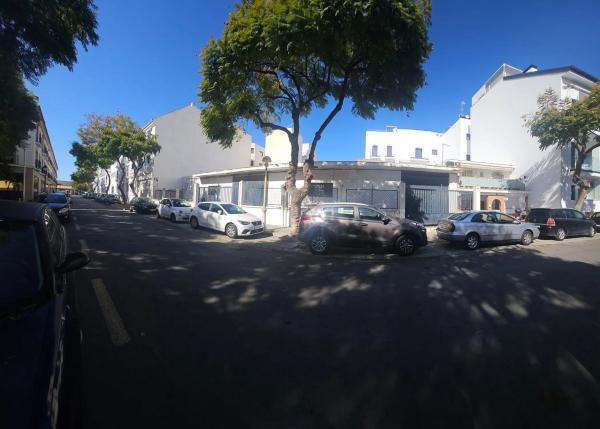 Terreno en calle Torremolinos