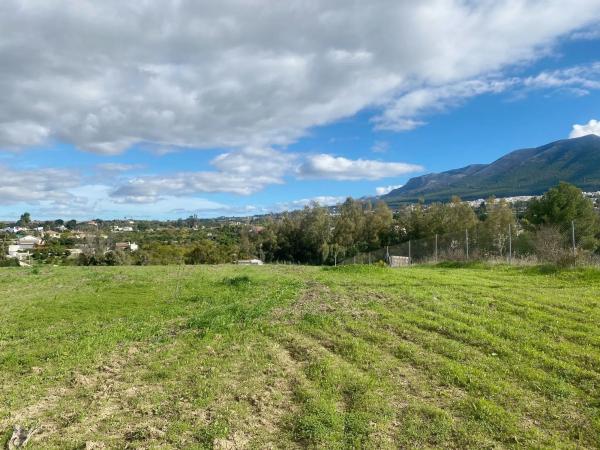 Terreno en calle la Campiñuela, 32
