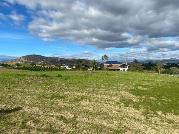 Terreno en calle la Campiñuela, 32