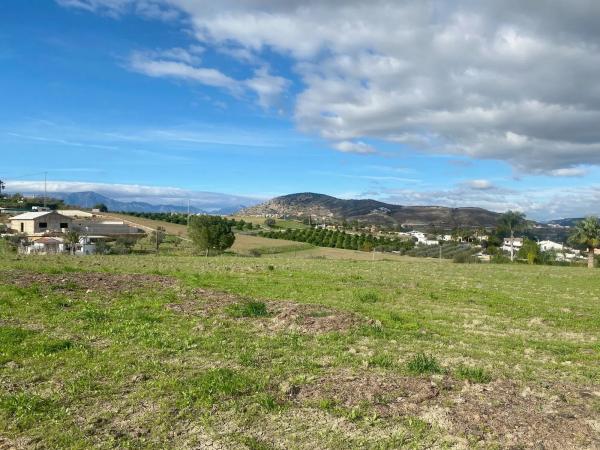 Terreno en calle la Campiñuela, 32