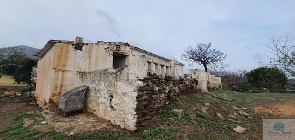 Terreno en calle del Valle