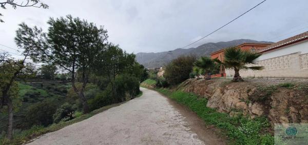 Terreno en calle del Valle