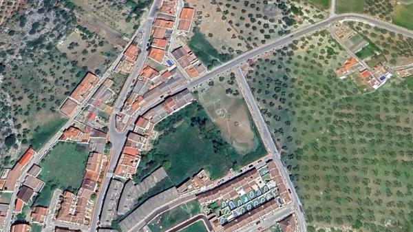Terreno en calle Serranía de Ronda