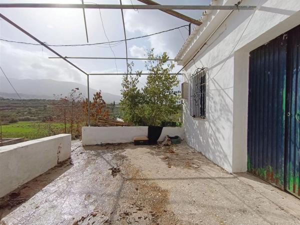 Terreno en carretera de Mirabuen