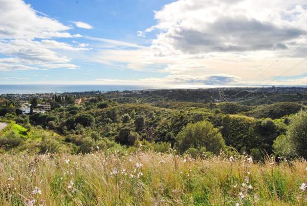 Terreno en Barrio Nagüeles