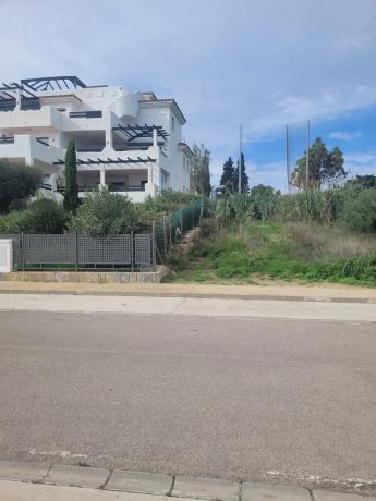 Terreno en calle Oliva, 11