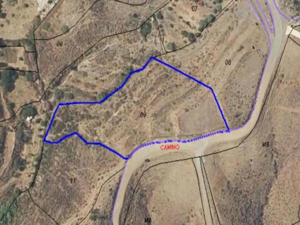 Terreno en via Sup S17 los Pilones