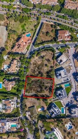 Terreno en Barrio Puerto Banús