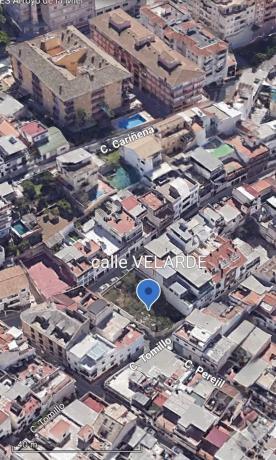 Terreno en calle Velarde