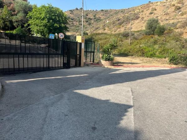 Terreno en calle Huelva de Calahonda, 46