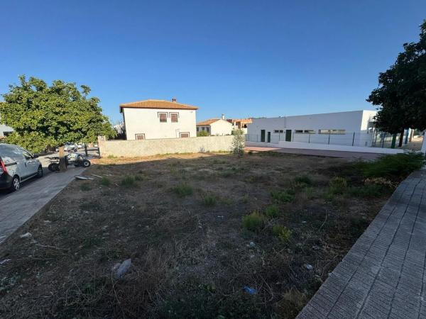 Terreno en avenida Maria Zambrano