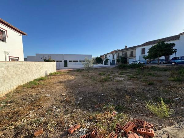 Terreno en avenida Maria Zambrano