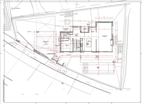 Terreno en calle Canarios
