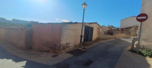 Terreno en calle Cerrajeros, 64